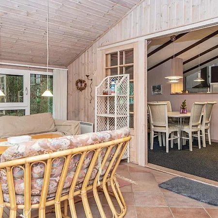 5 Person In Herning-by Traum